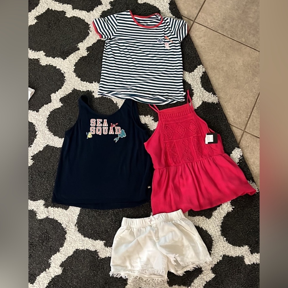 Girls bundle tops and short